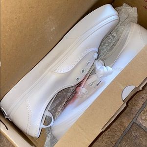 Authentic Vans (True White)